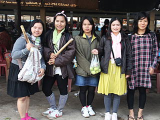 スタッフ旅行でラオス・ムアンシンへ