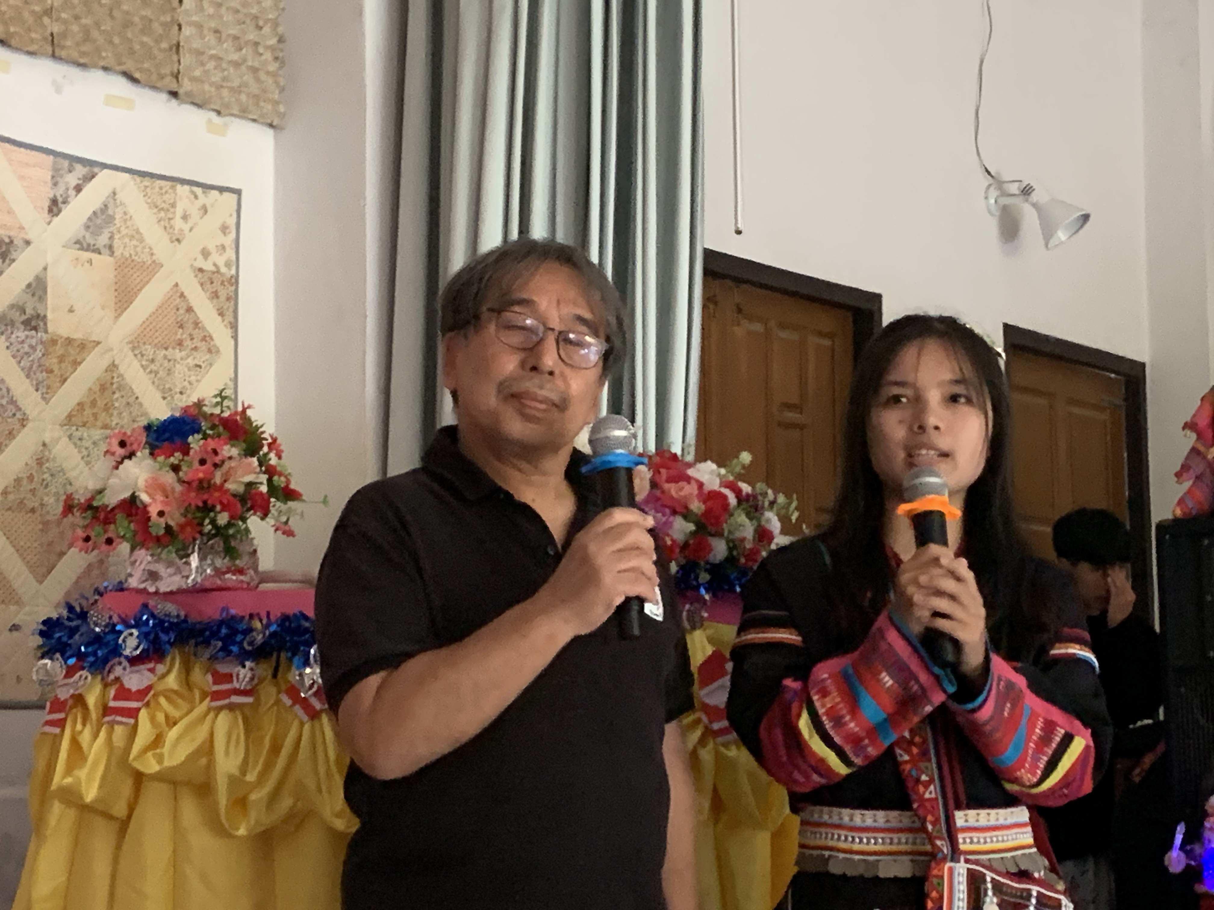 各部族挨拶踊り