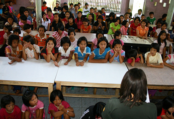 新入生と保護者たち