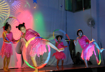 タイの人のお花畑における構図