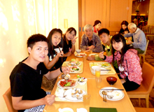 宿泊ホテルで朝食