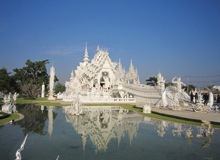 白いお寺（チェンライ）