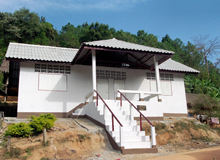 ｼﾞｬﾄﾌﾞｰ村教育施設・ﾗﾌ族