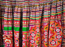 ろうけつ染めのスカート